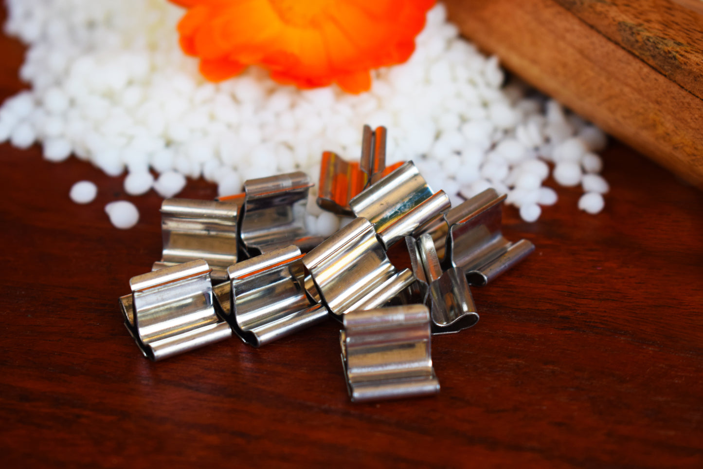 Bases metálicas para pavios de madeira TIPO B