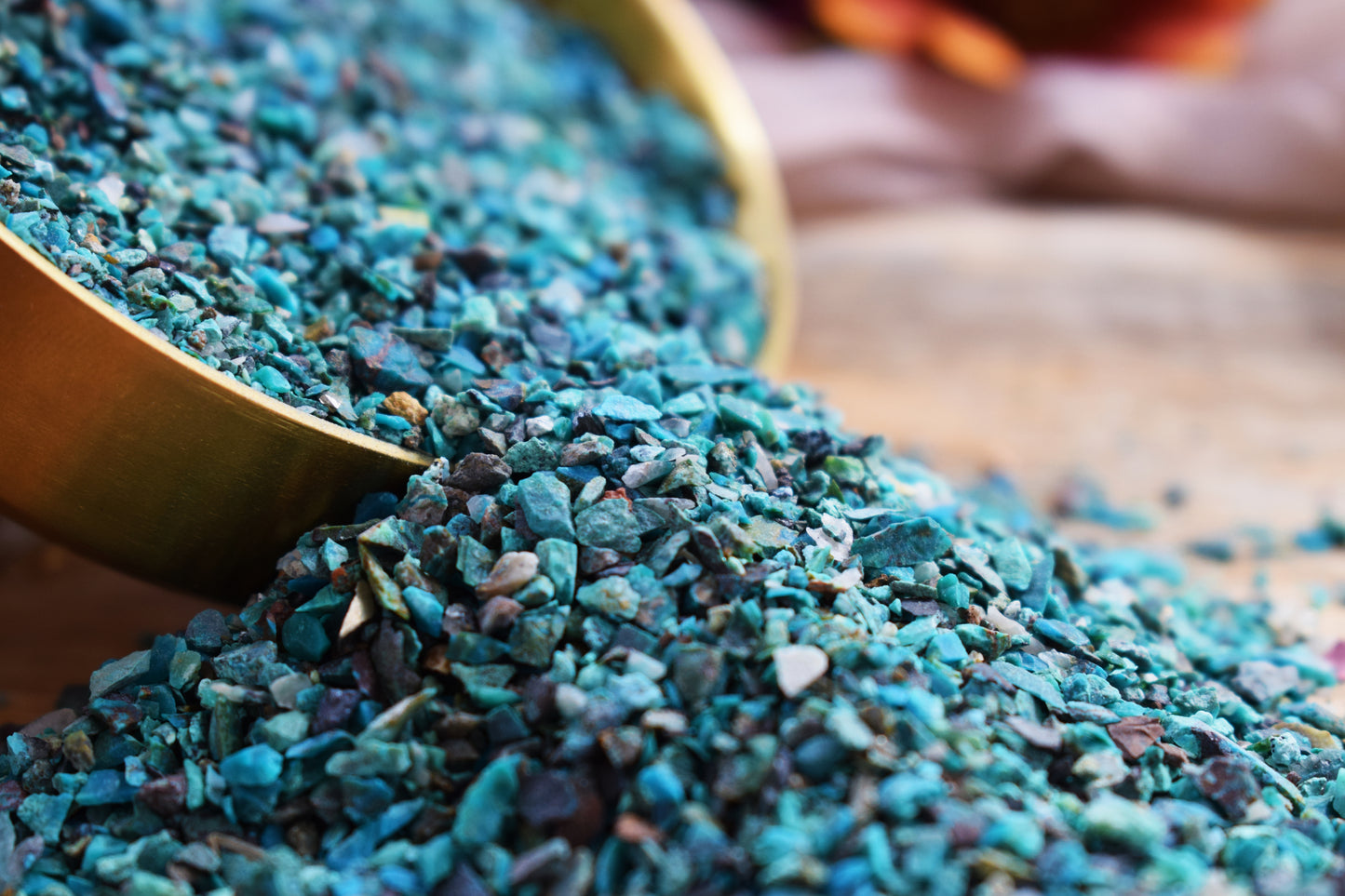 Chrysocolla chips 50g