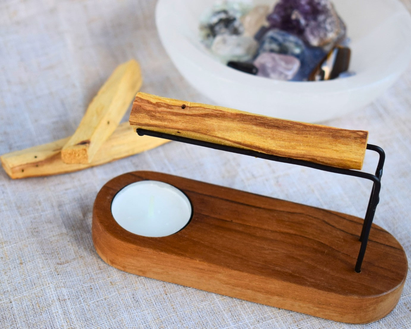 Soporte de Madera Natural para Palo Santo y Velas Ritual